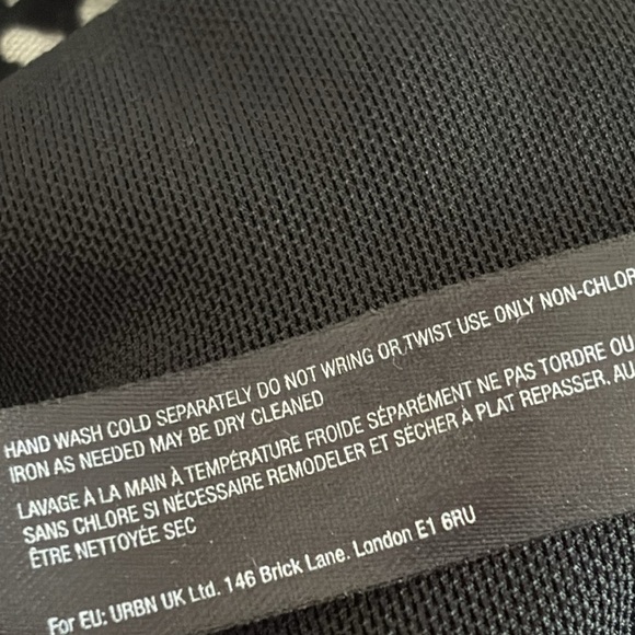 Free People Intimately Dessa Bodysuit Floral Printed Pintuck Black Top Size L - Picture 11 of 16